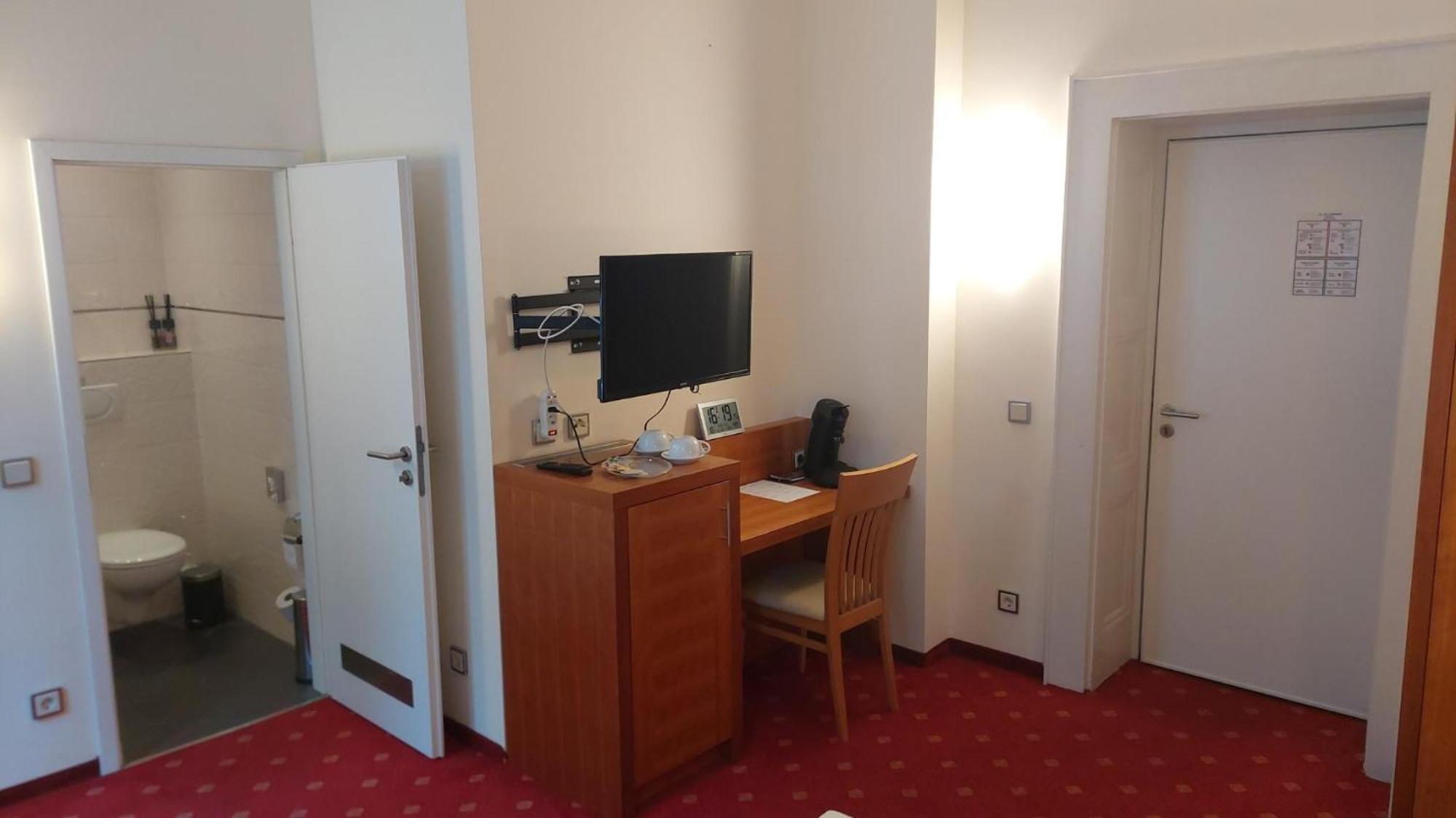 Die Villa, Zimmer 26, Dz ليفركوزن المظهر الخارجي الصورة