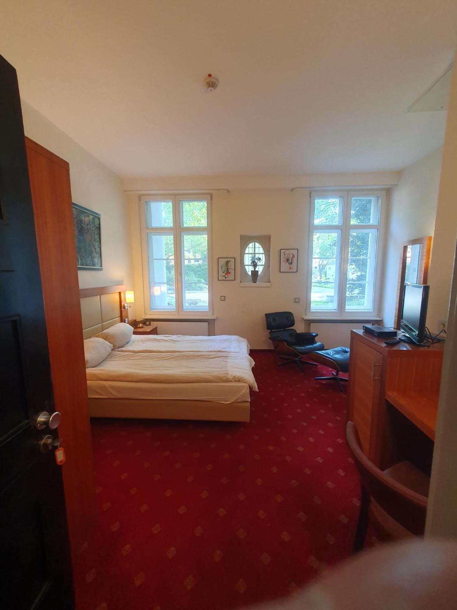 Die Villa, Zimmer 26, Dz ليفركوزن المظهر الخارجي الصورة